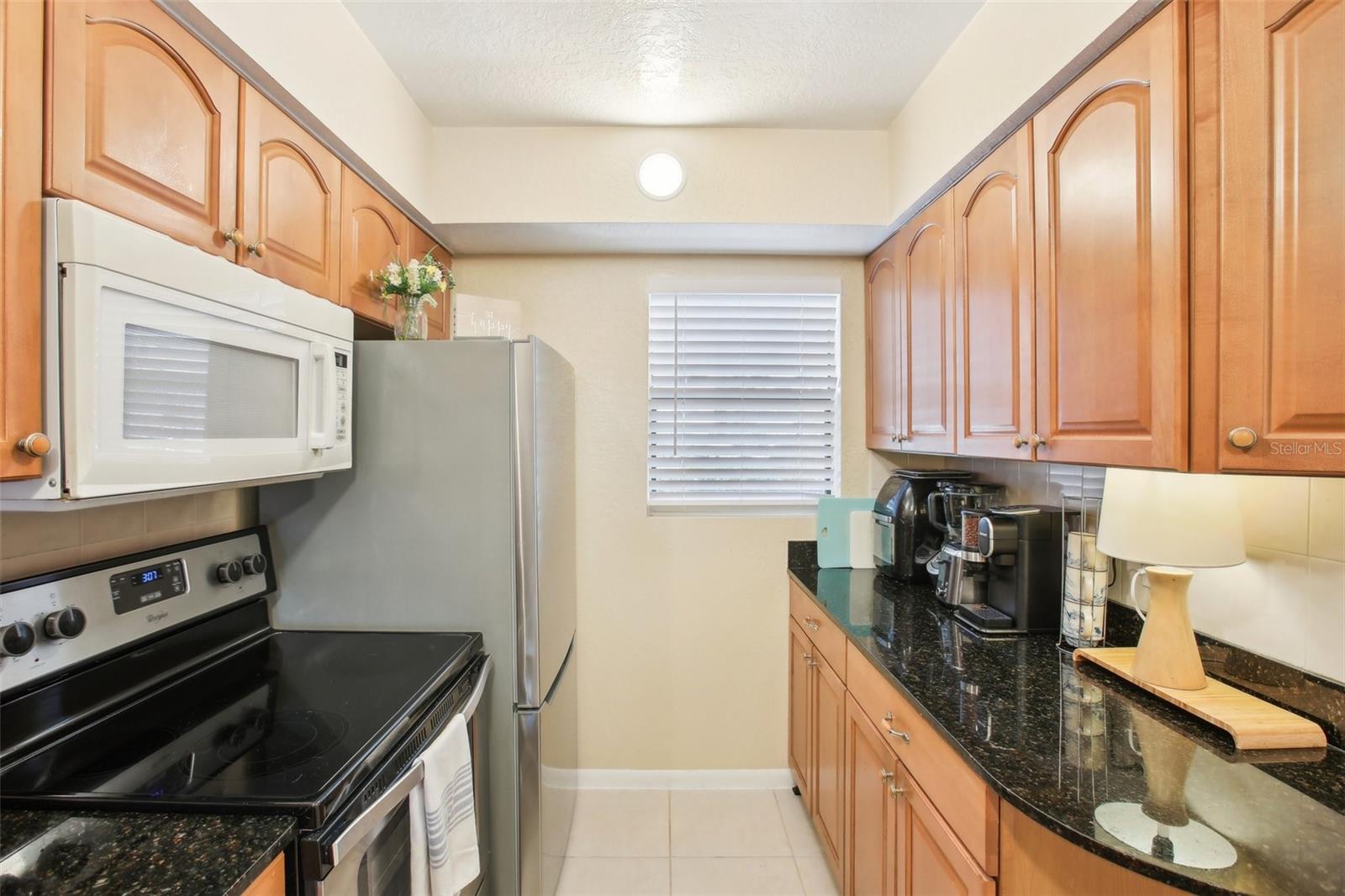 1981 LAKEWOOD CLUB DR S #4M, ST PETERSBURG, FL, 33712