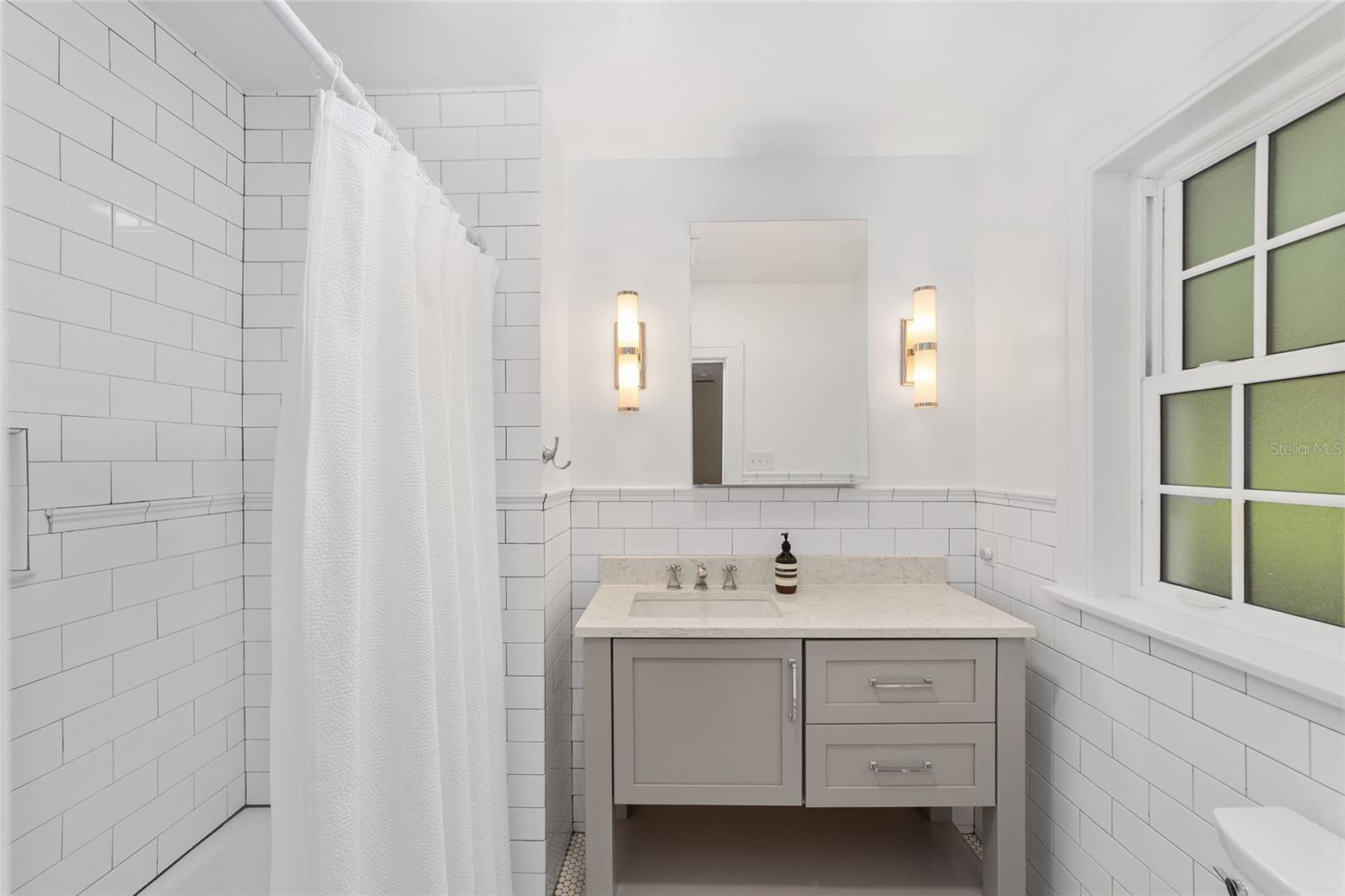 415 NE 5TH AVE, GAINESVILLE, FL, 32601