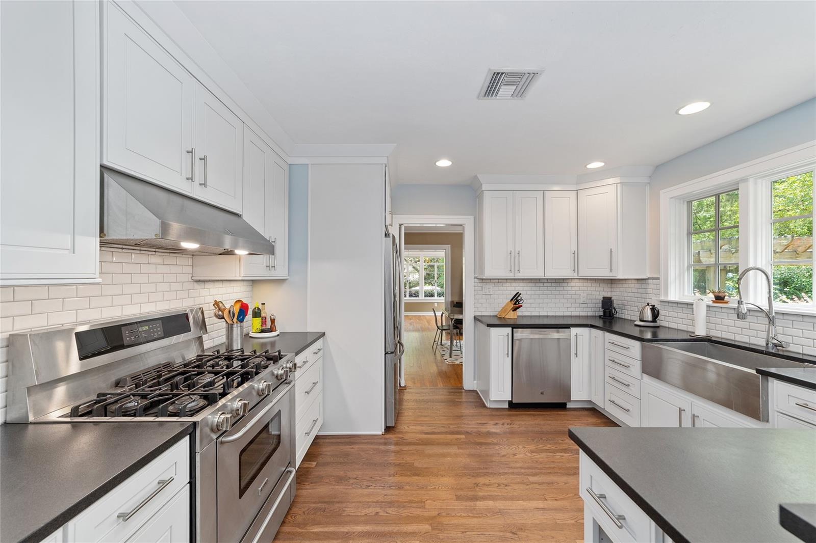 415 NE 5TH AVE, GAINESVILLE, FL, 32601