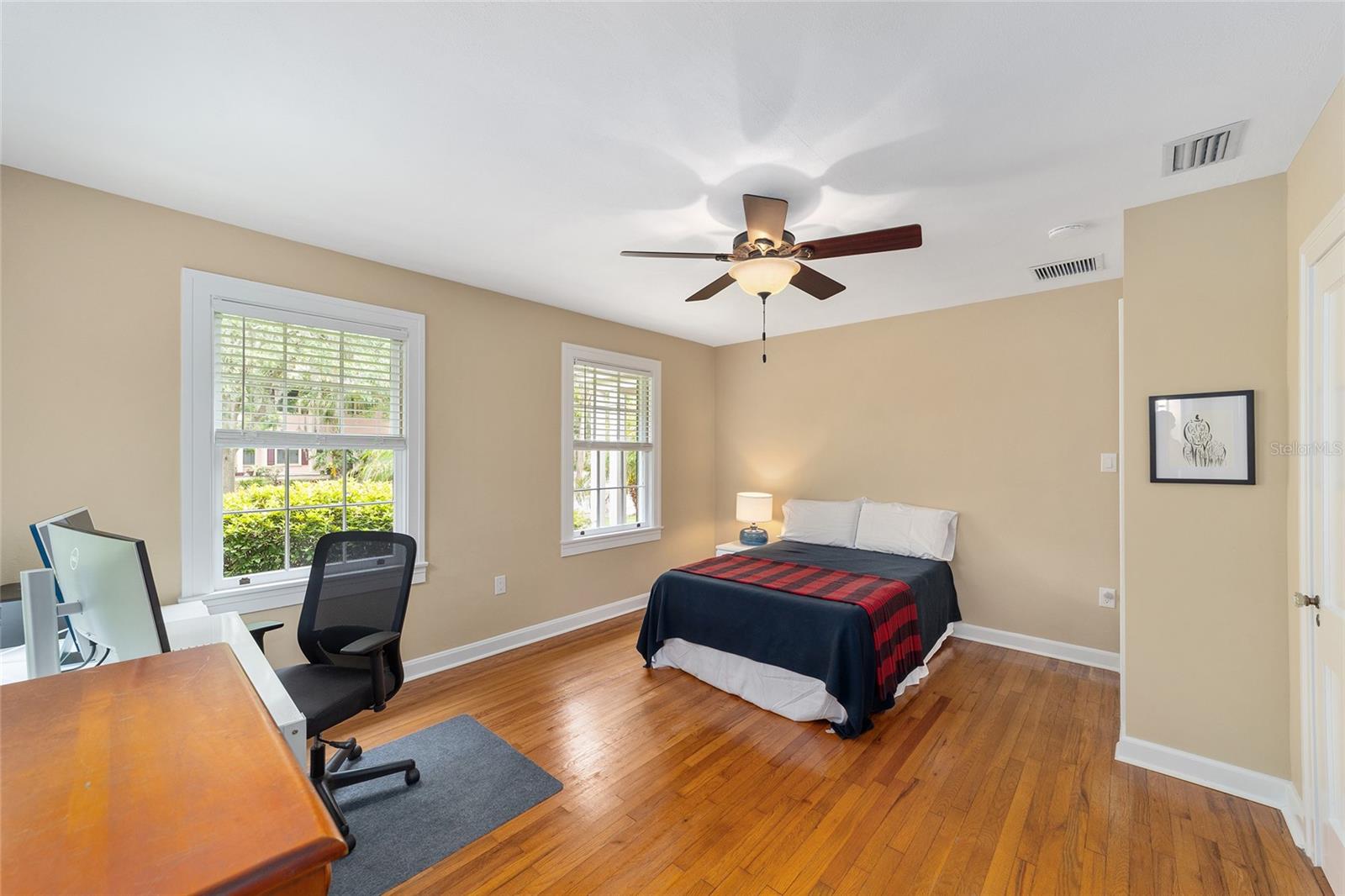 415 NE 5TH AVE, GAINESVILLE, FL, 32601