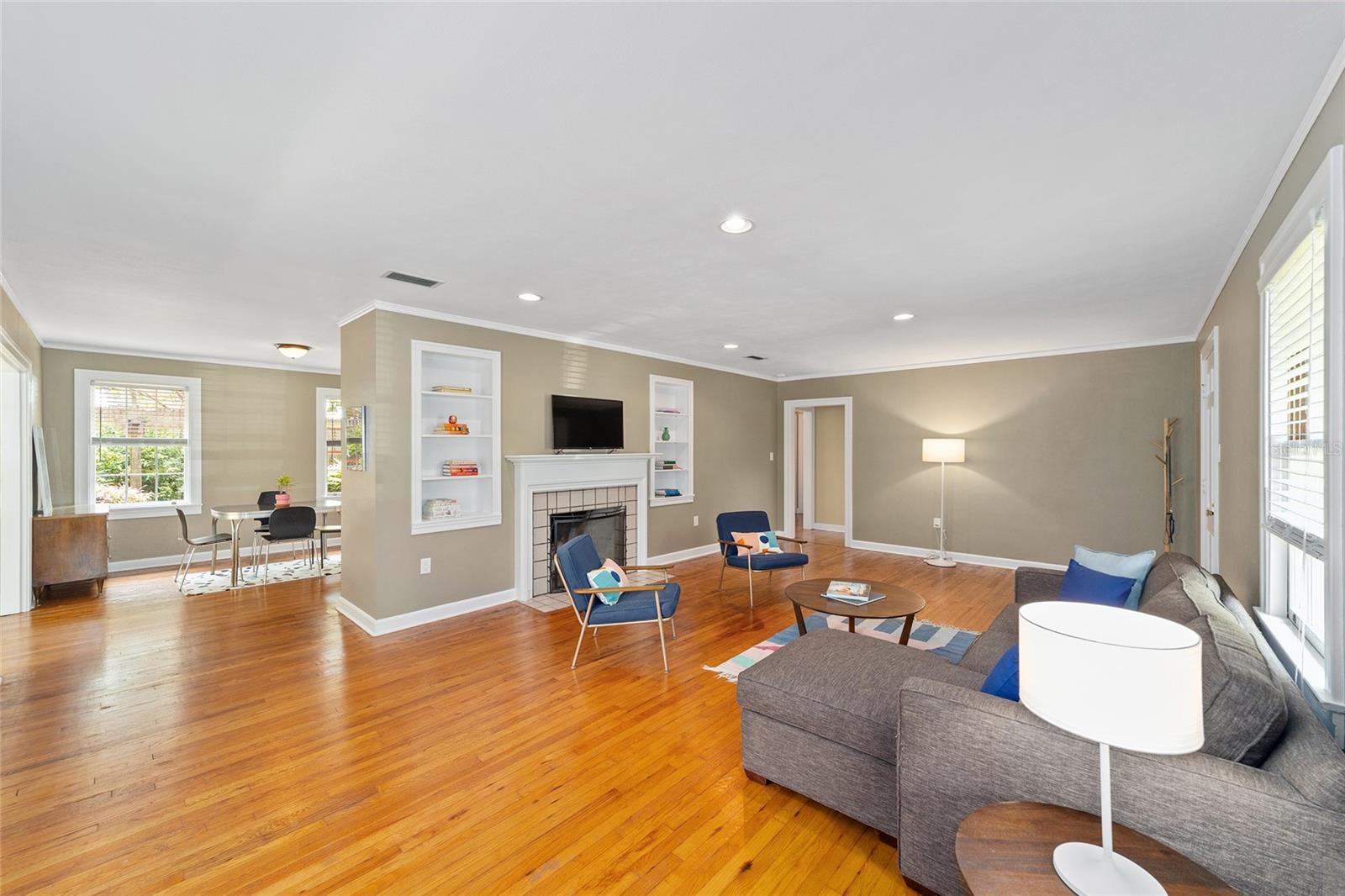 415 NE 5TH AVE, GAINESVILLE, FL, 32601