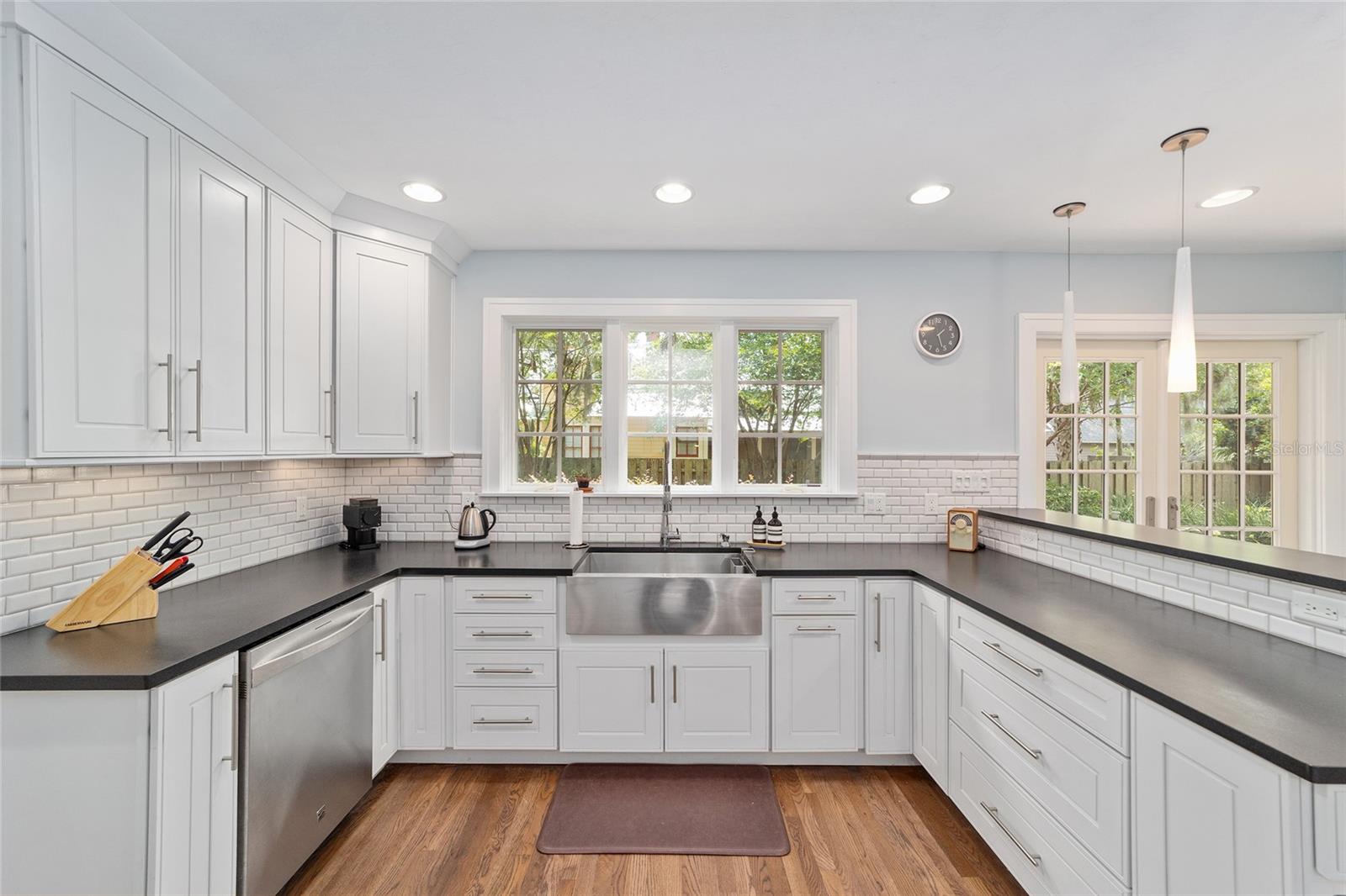 415 NE 5TH AVE, GAINESVILLE, FL, 32601