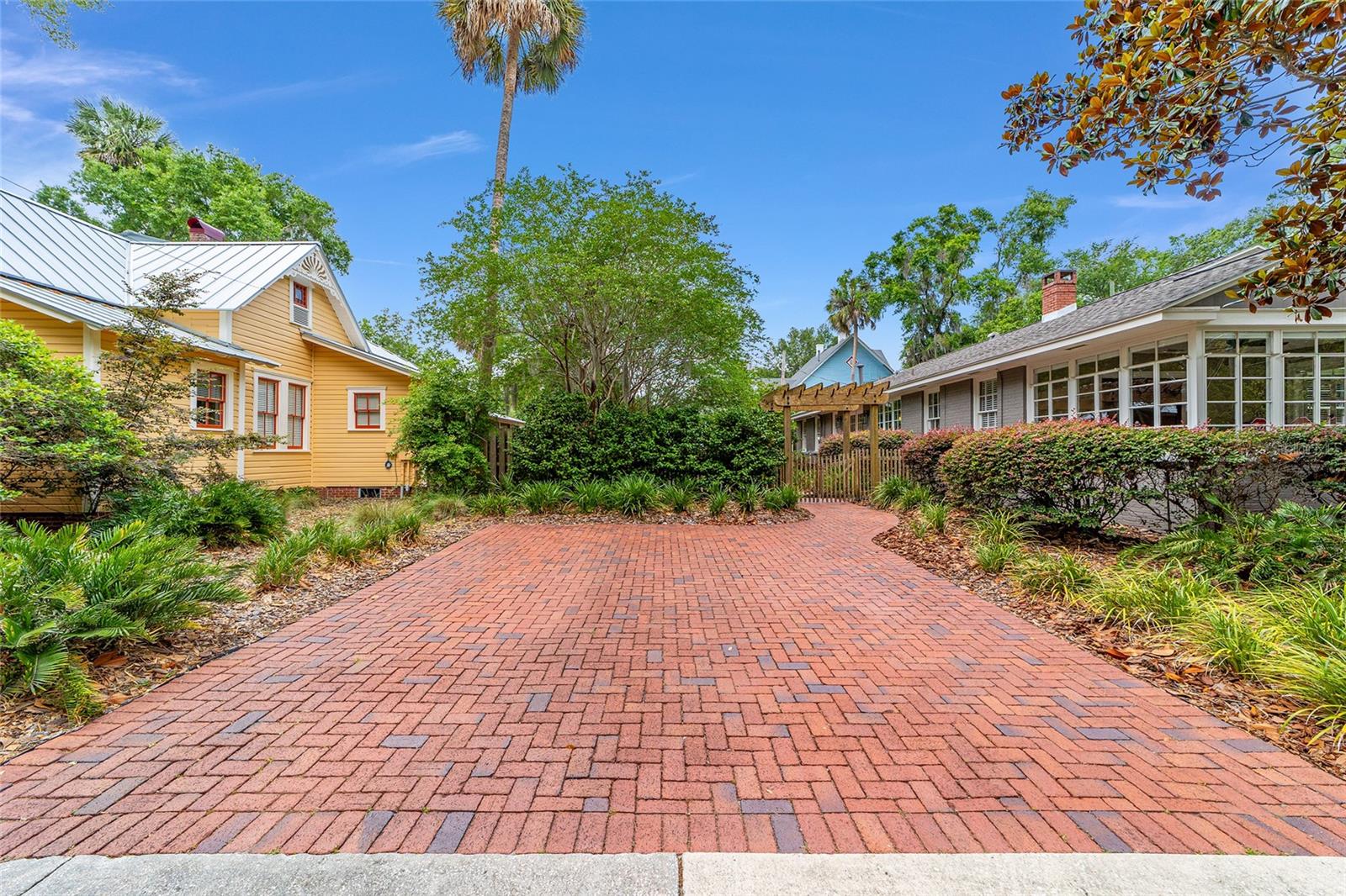 415 NE 5TH AVE, GAINESVILLE, FL, 32601