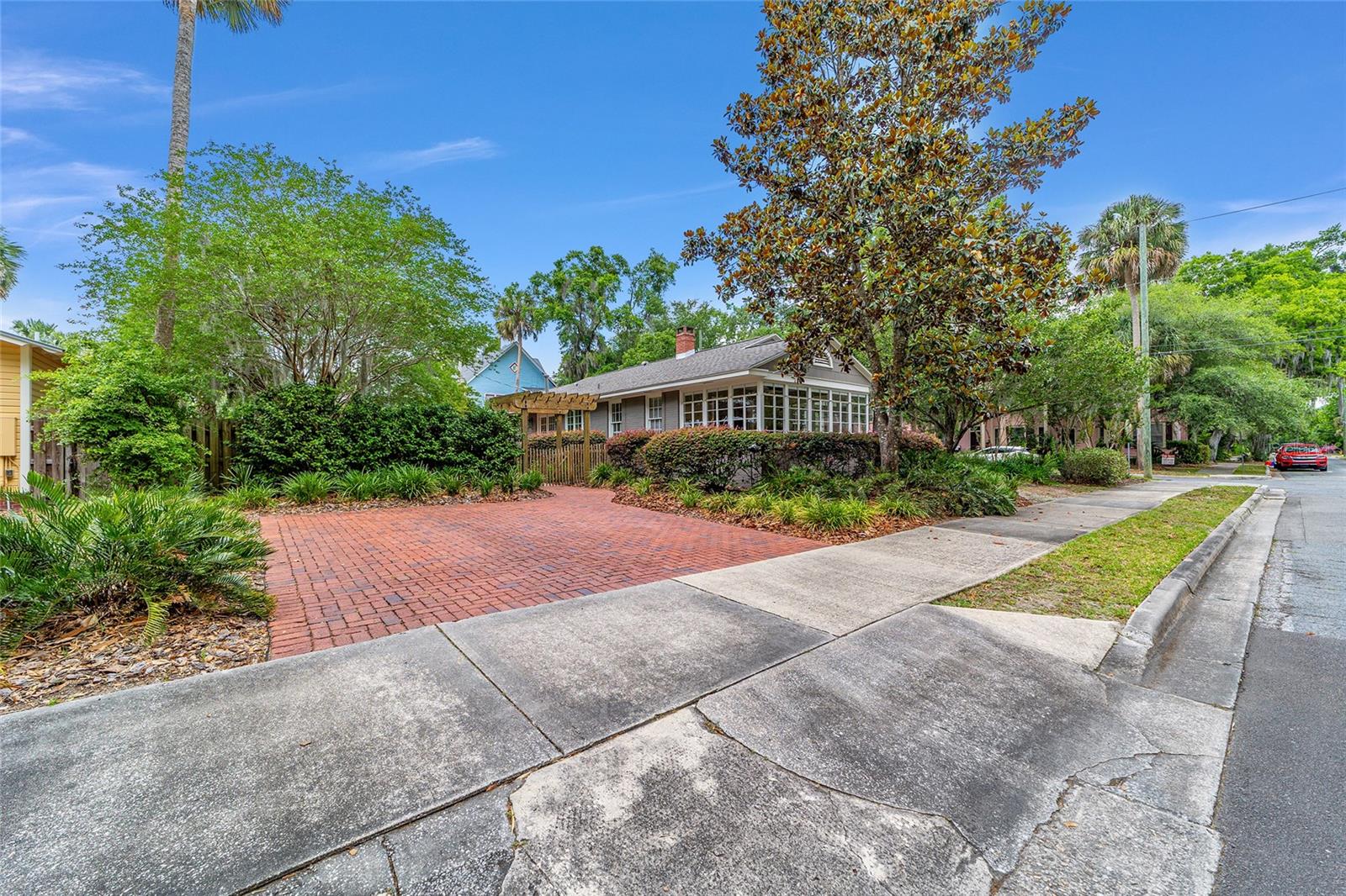415 NE 5TH AVE, GAINESVILLE, FL, 32601