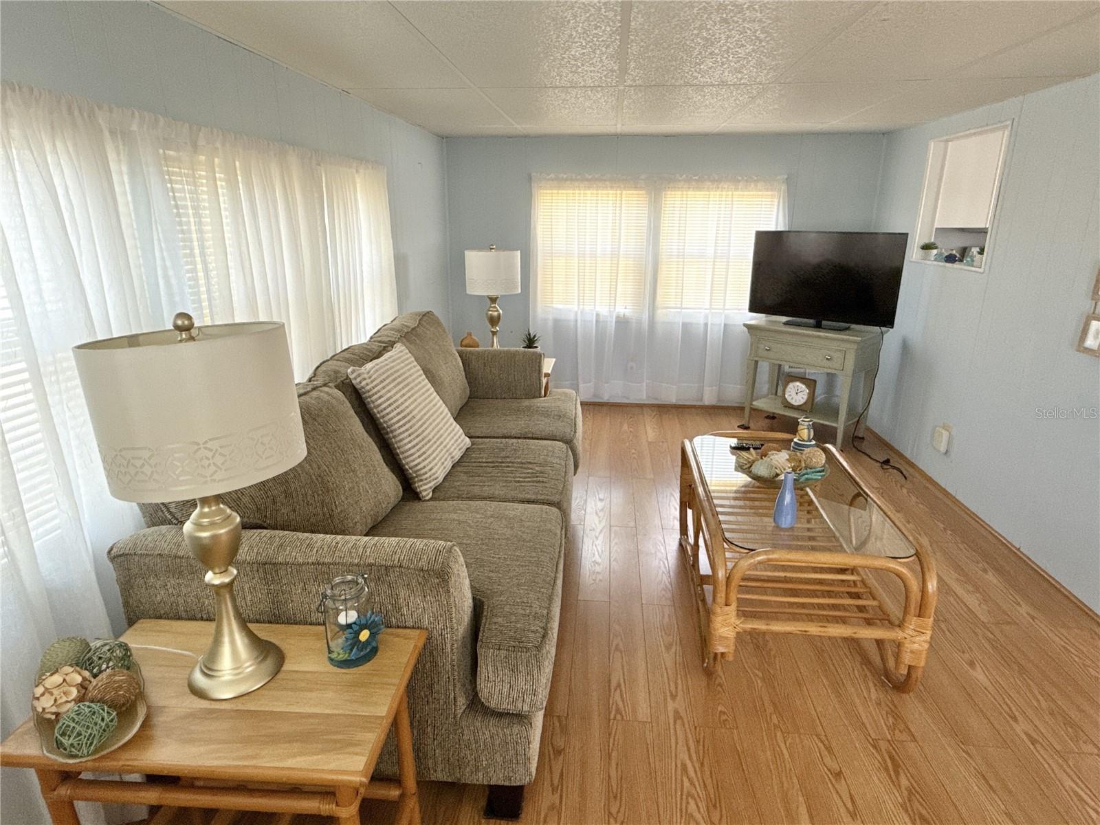 TB8381661 Property Photo