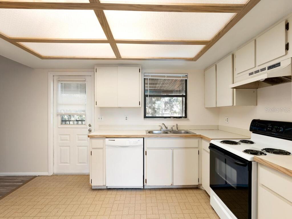 533 E CURLEW PL #533, TARPON SPRINGS, FL, 34689