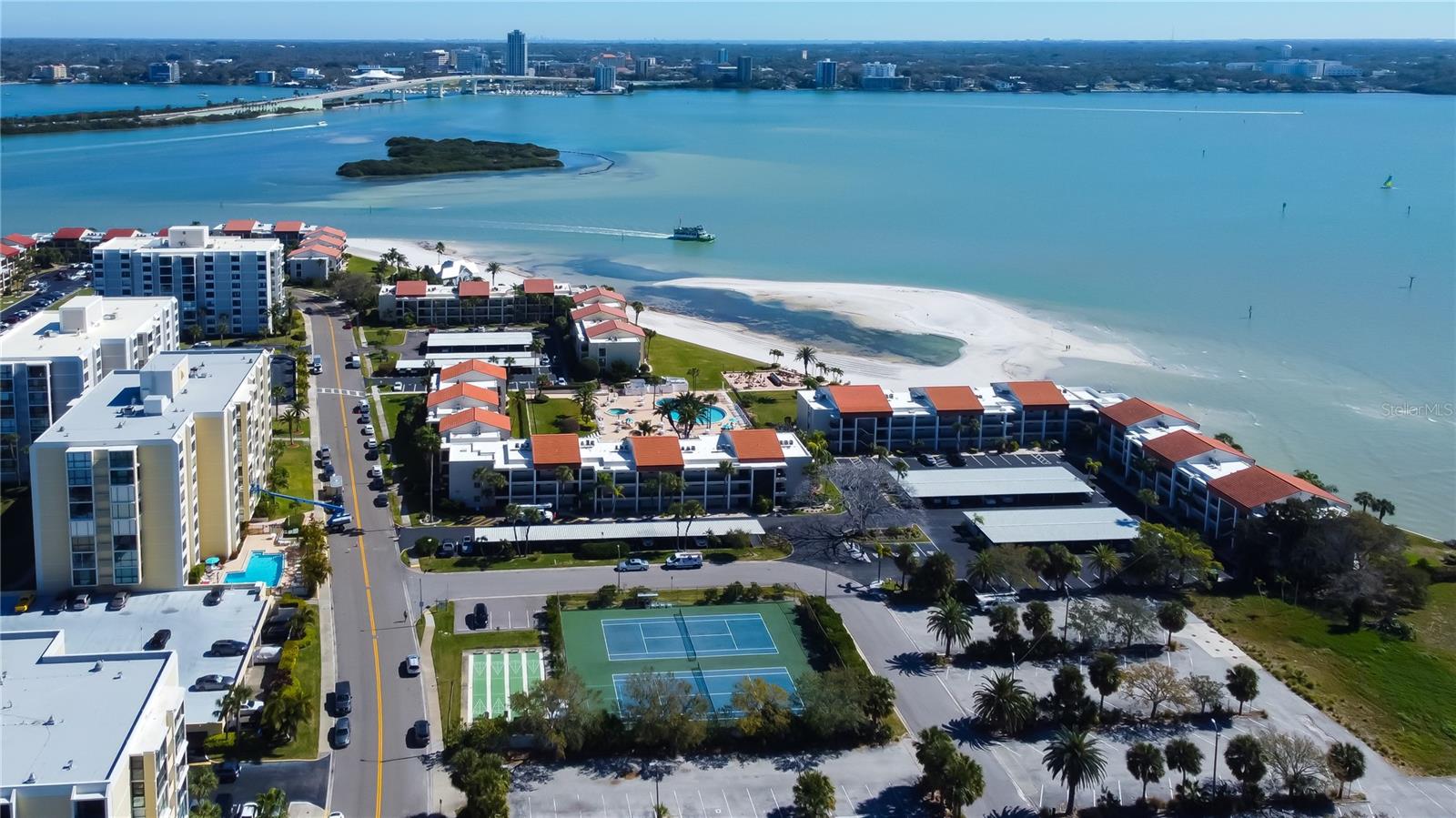 845 S GULFVIEW BLVD #107, CLEARWATER BEACH, FL, 33767