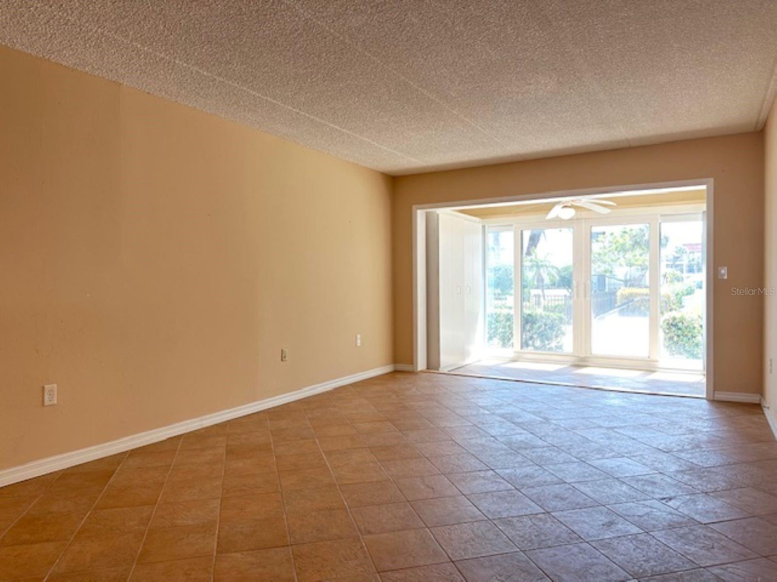 845 S GULFVIEW BLVD #107, CLEARWATER BEACH, FL, 33767