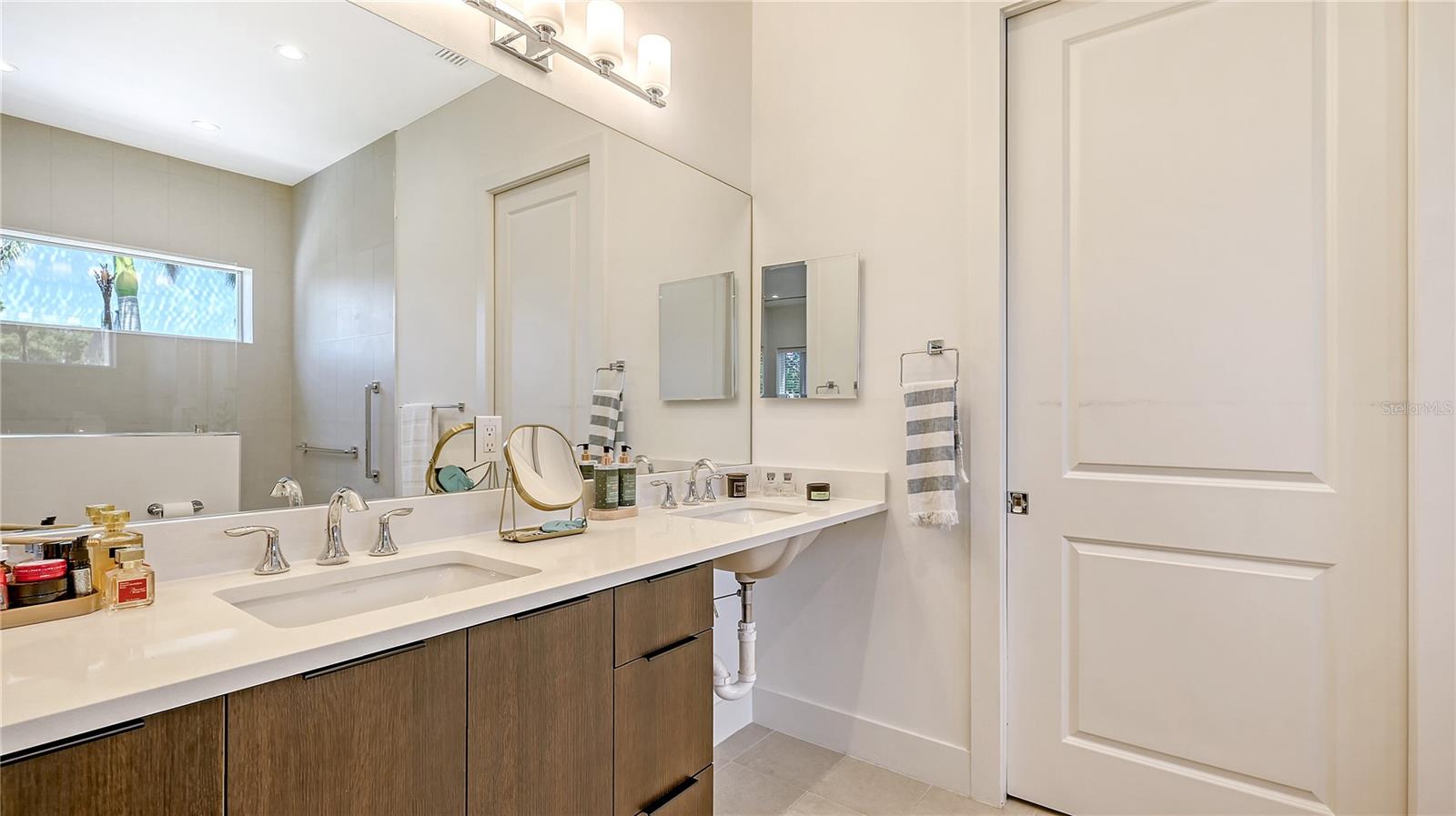 1755 7 TH ST, SARASOTA, FL, 34236