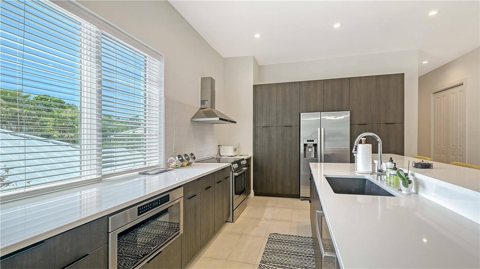 1755 7 TH ST, SARASOTA, FL, 34236