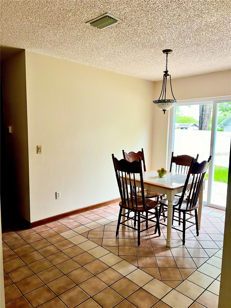 601 E TALL PINE TER, DELAND, FL, 32724