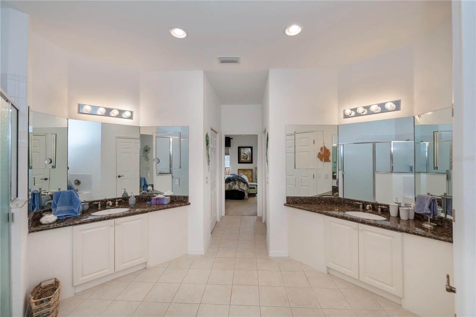 25511 HERITAGE LAKE BLVD #8, PUNTA GORDA, FL, 33983