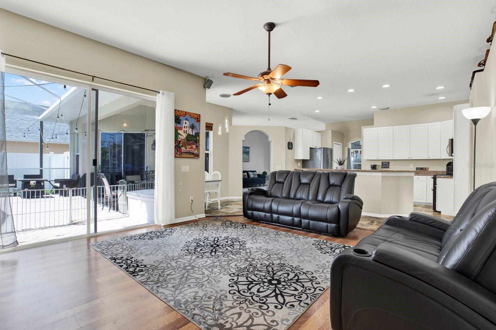 25330 CONESTOGA DR, LAND O LAKES, FL, 34639