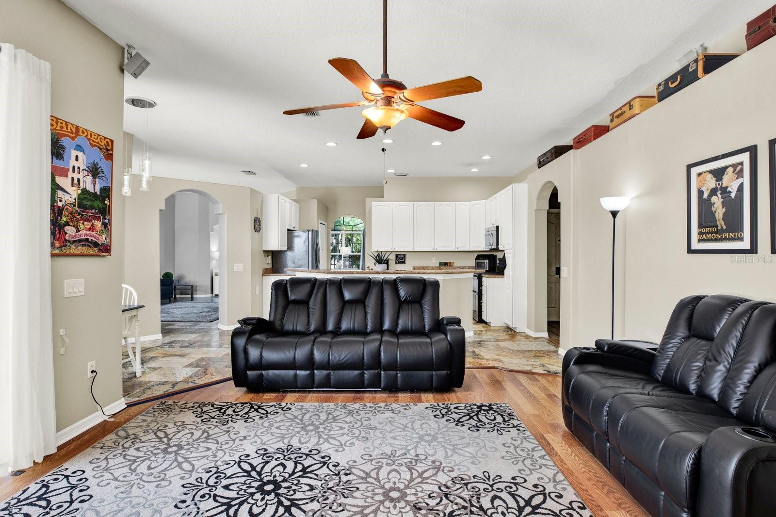 25330 CONESTOGA DR, LAND O LAKES, FL, 34639