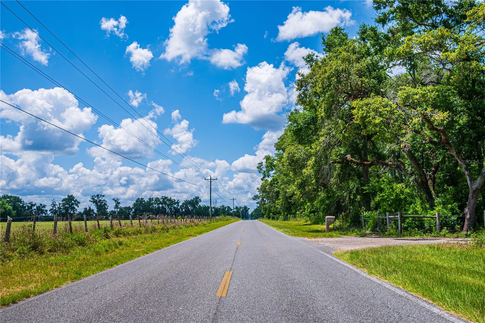 9510 228TH TER, O'BRIEN, FL, 32071