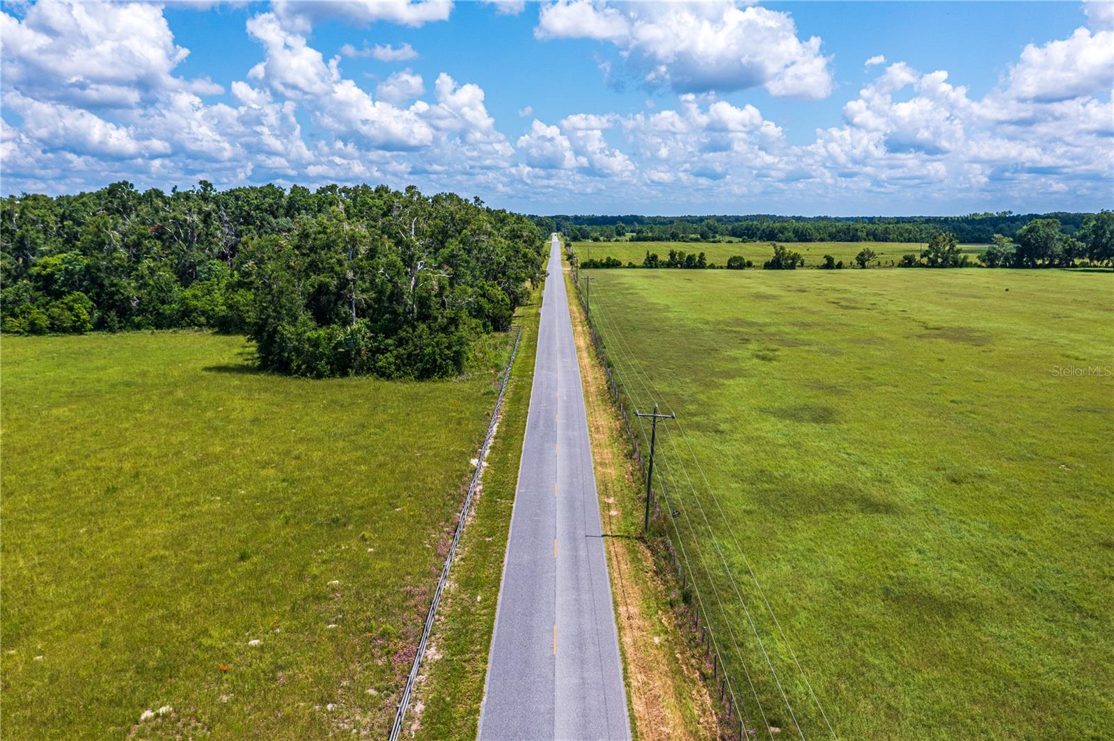 9510 228TH TER, O'BRIEN, FL, 32071