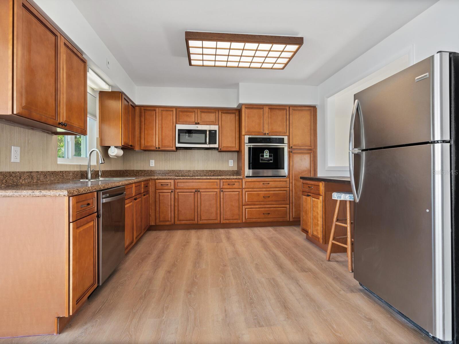 6116 RODGERS AVE, SARASOTA, FL, 34231