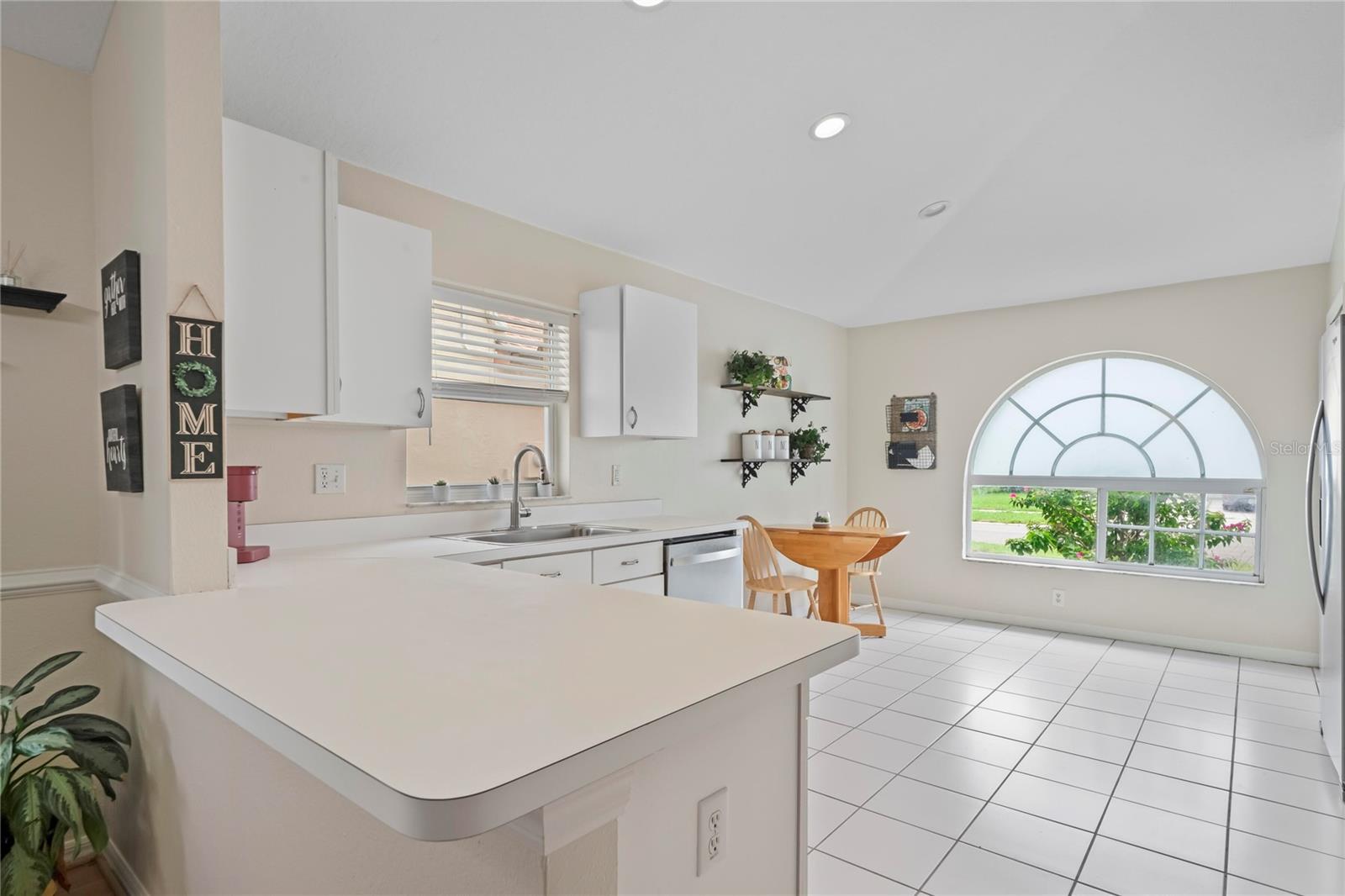 30643 TREMONT DR, WESLEY CHAPEL, FL, 33543