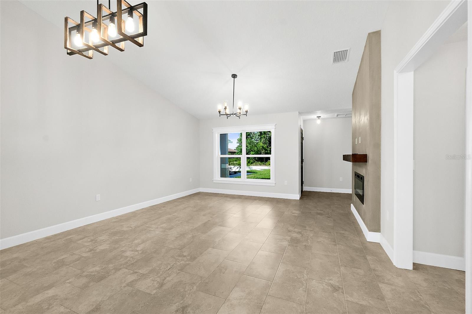 86 LARAMIE DR #A, PALM COAST, FL, 32137