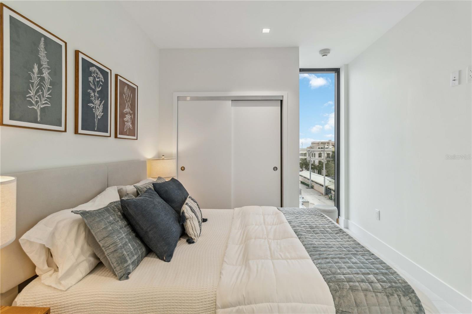 1558 4TH ST #402, SARASOTA, FL, 34236