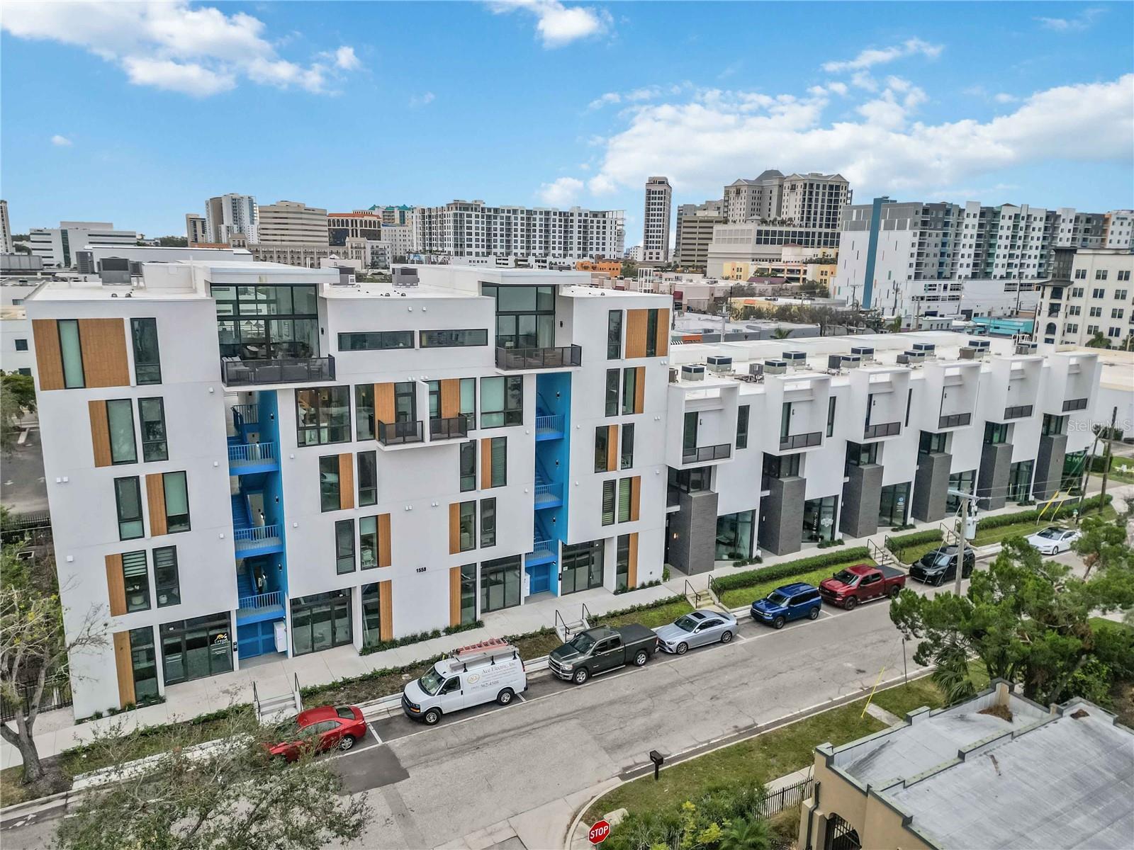 1558 4TH ST #402, SARASOTA, FL, 34236