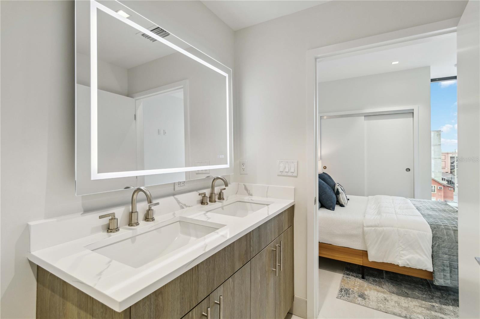 1558 4TH ST #402, SARASOTA, FL, 34236