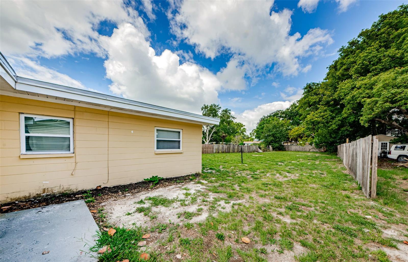 406 COUNTRY CLUB DR, OLDSMAR, FL, 34677