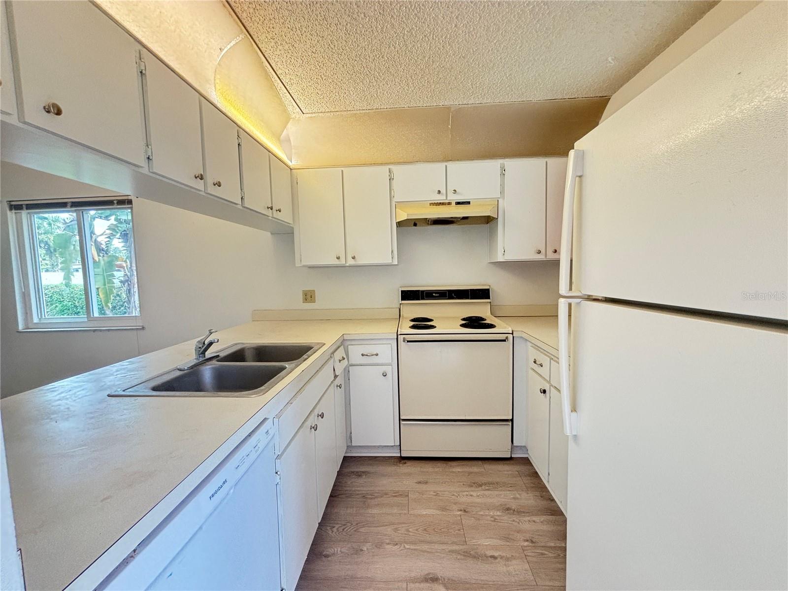 39132 COUNTY ROAD 54 #2226, ZEPHYRHILLS, FL, 33542