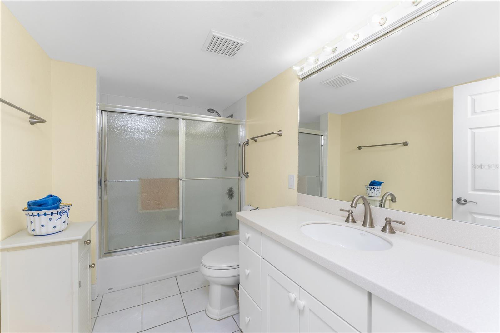 101 N MARION CT #215, PUNTA GORDA, FL, 33950