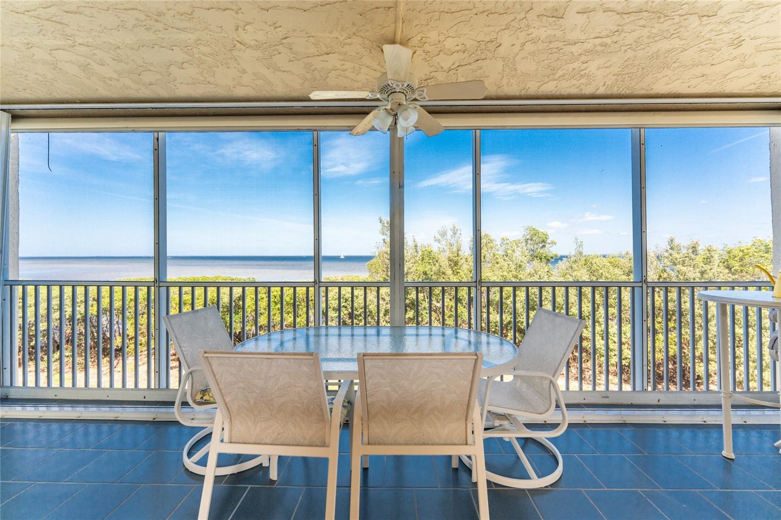 101 N MARION CT #215, PUNTA GORDA, FL, 33950