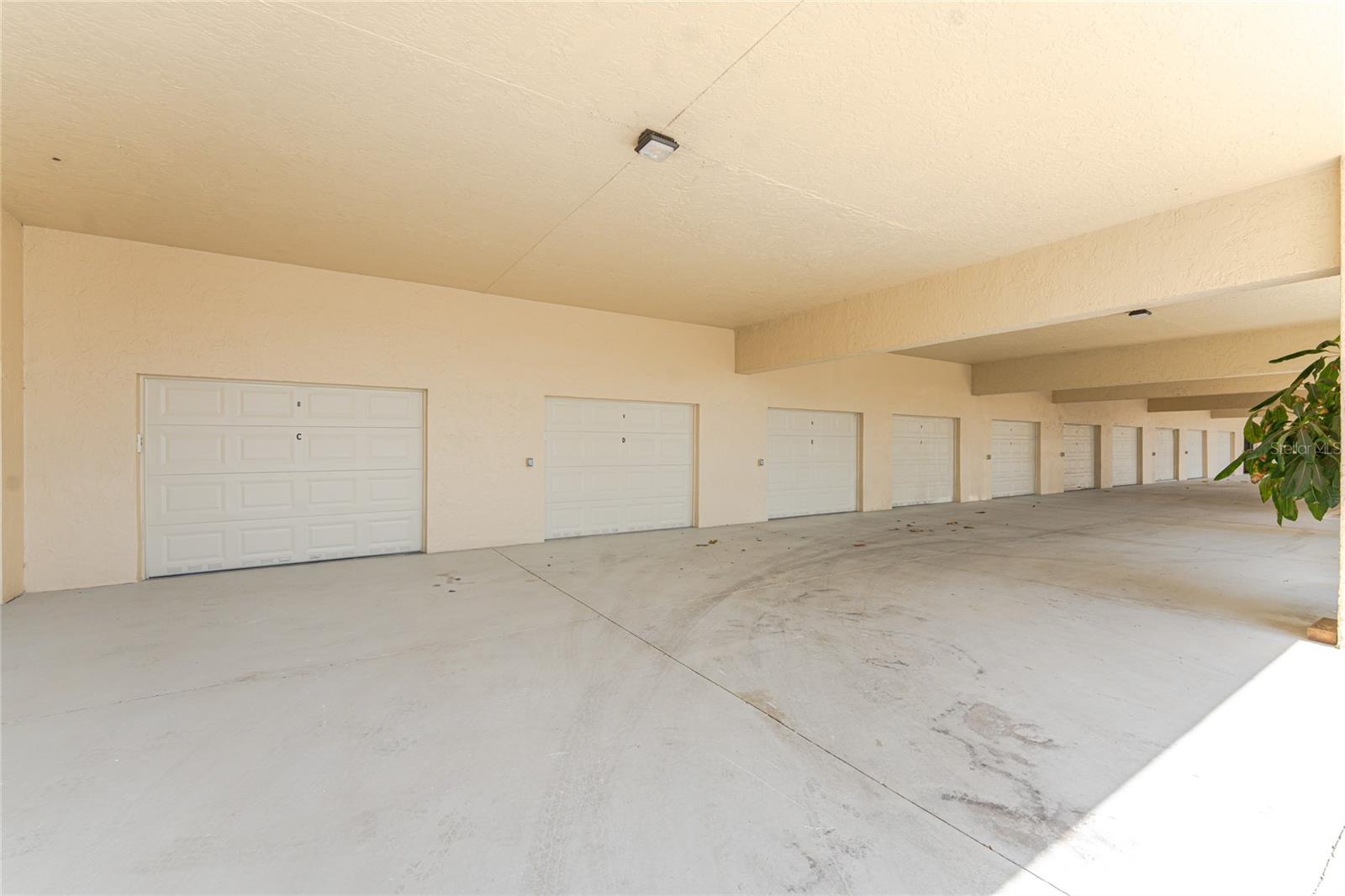 101 N MARION CT #215, PUNTA GORDA, FL, 33950