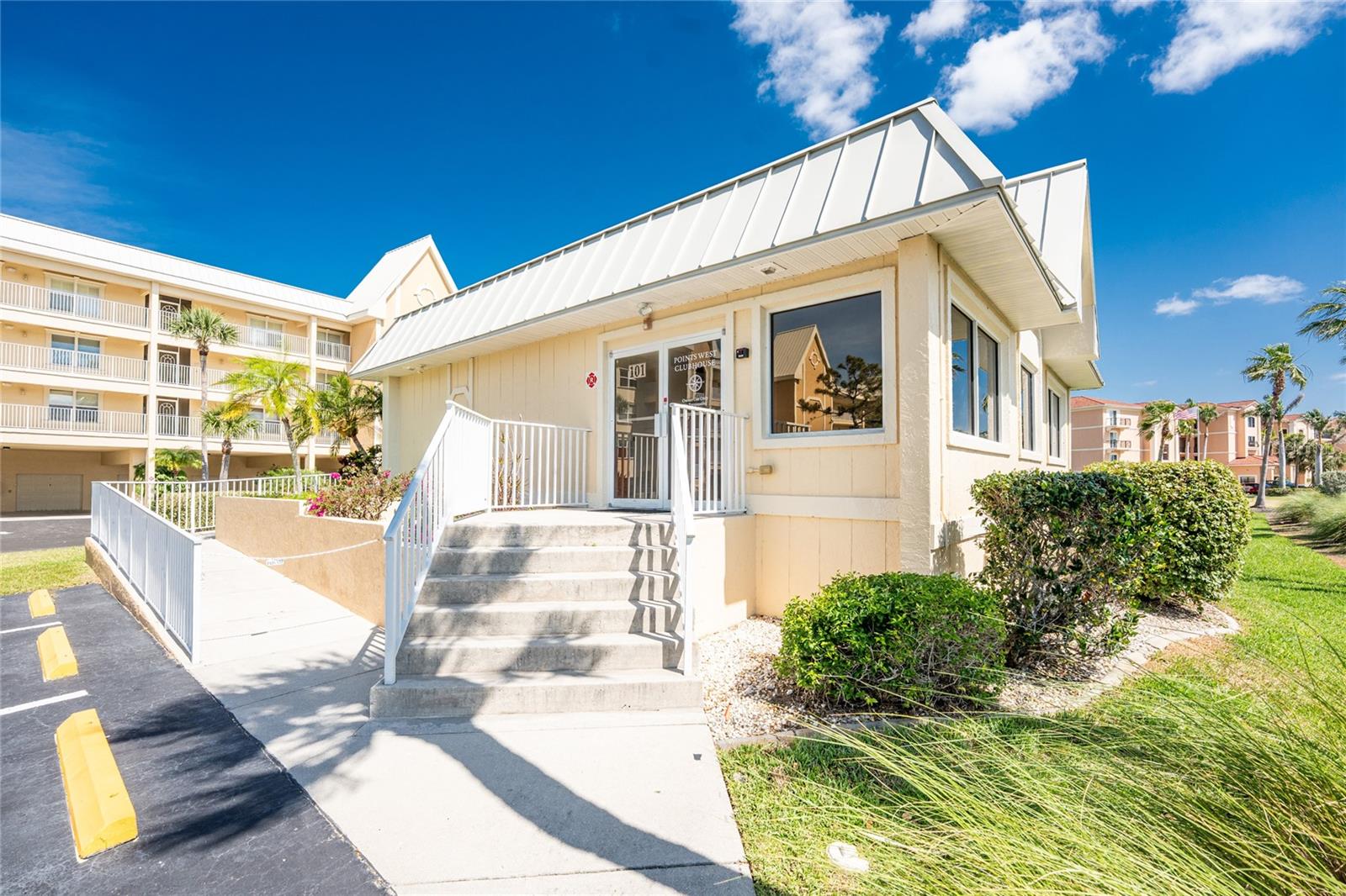 101 N MARION CT #215, PUNTA GORDA, FL, 33950