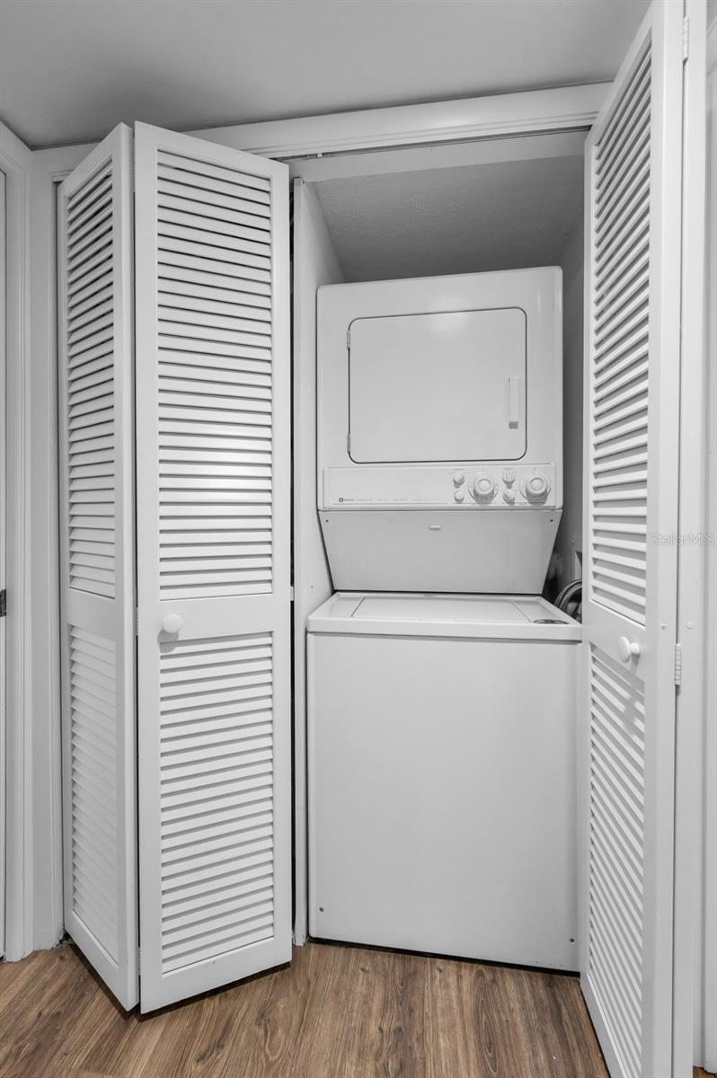 3062 EASTLAND BLVD #402, CLEARWATER, FL, 33761