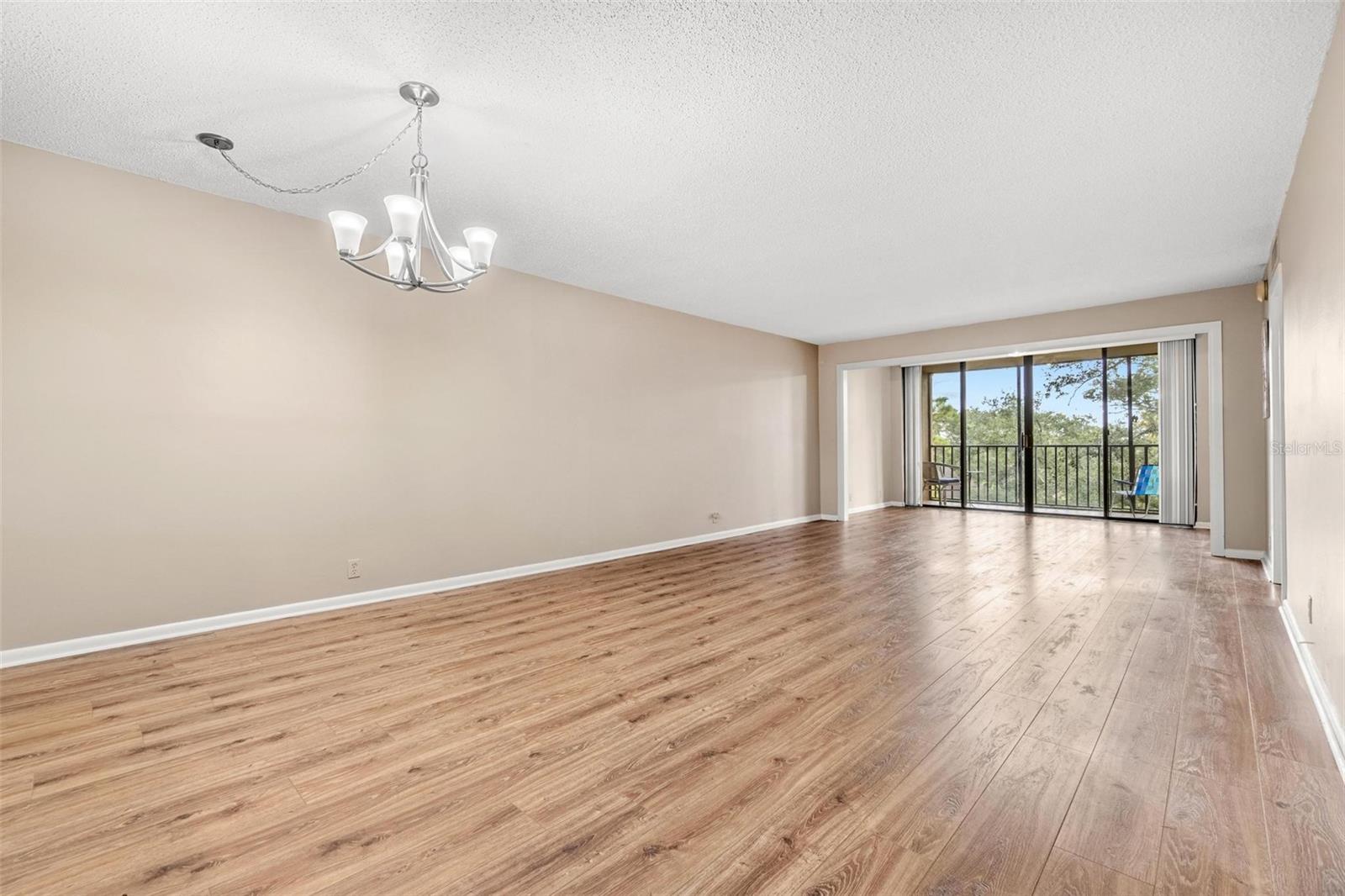 3062 EASTLAND BLVD #402, CLEARWATER, FL, 33761