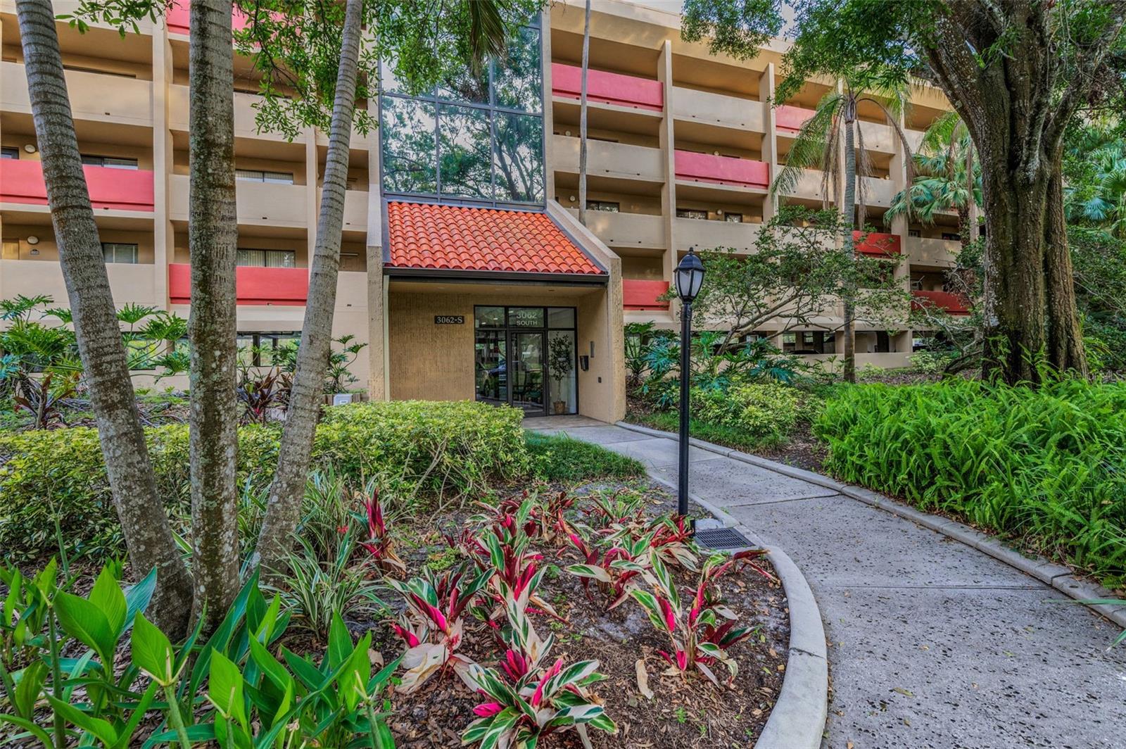 3062 EASTLAND BLVD #402, CLEARWATER, FL, 33761