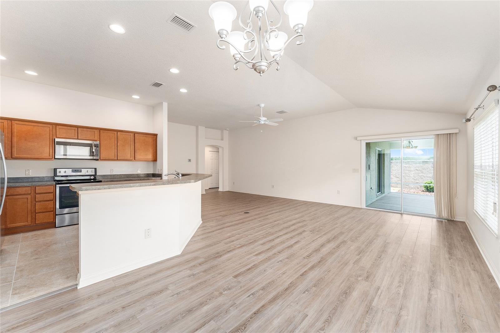 9181 SE 166TH SPRUNG LN, THE VILLAGES, FL, 32162