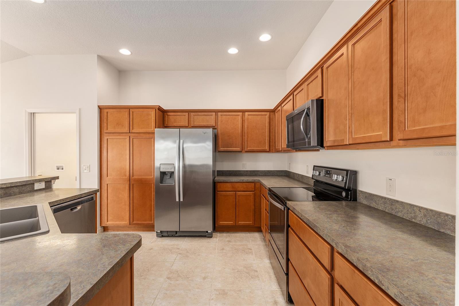 9181 SE 166TH SPRUNG LN, THE VILLAGES, FL, 32162