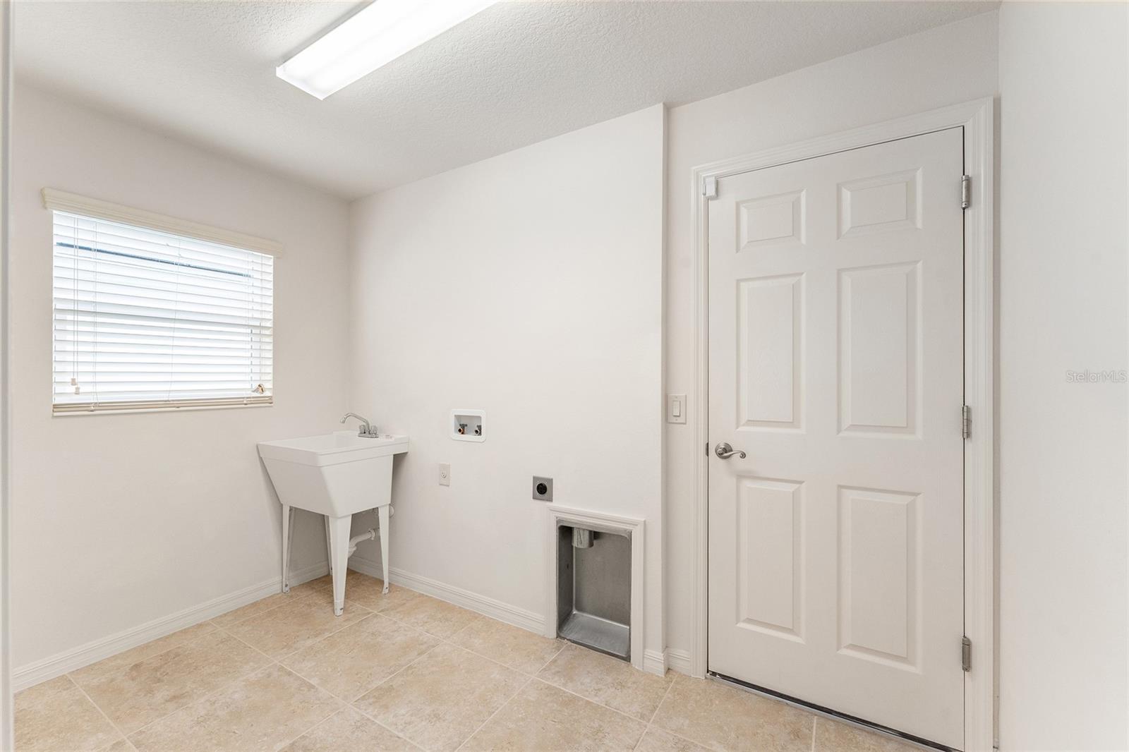 9181 SE 166TH SPRUNG LN, THE VILLAGES, FL, 32162