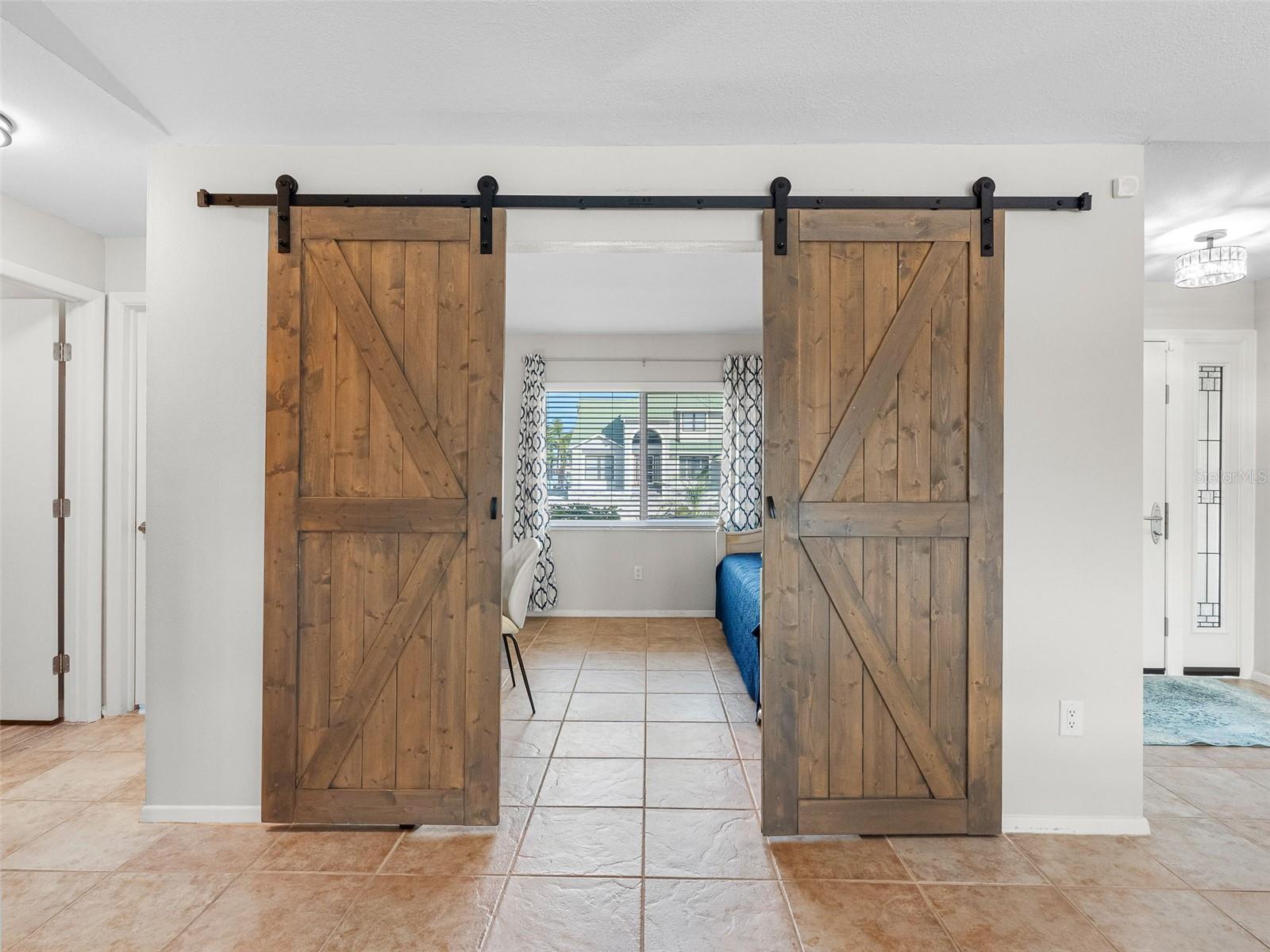 6604 DOLPHIN COVE DR, APOLLO BEACH, FL, 33572