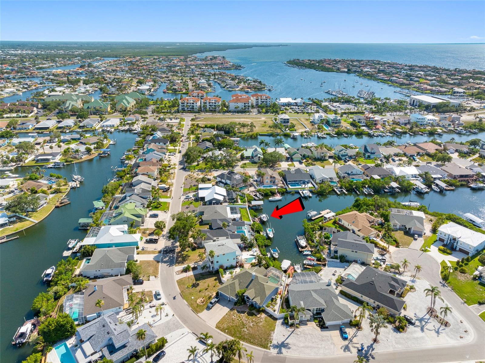 6604 DOLPHIN COVE DR, APOLLO BEACH, FL, 33572