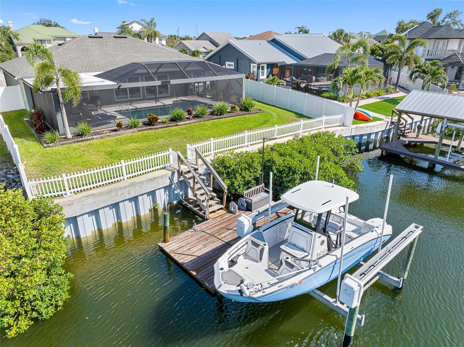 6604 DOLPHIN COVE DR, APOLLO BEACH, FL, 33572