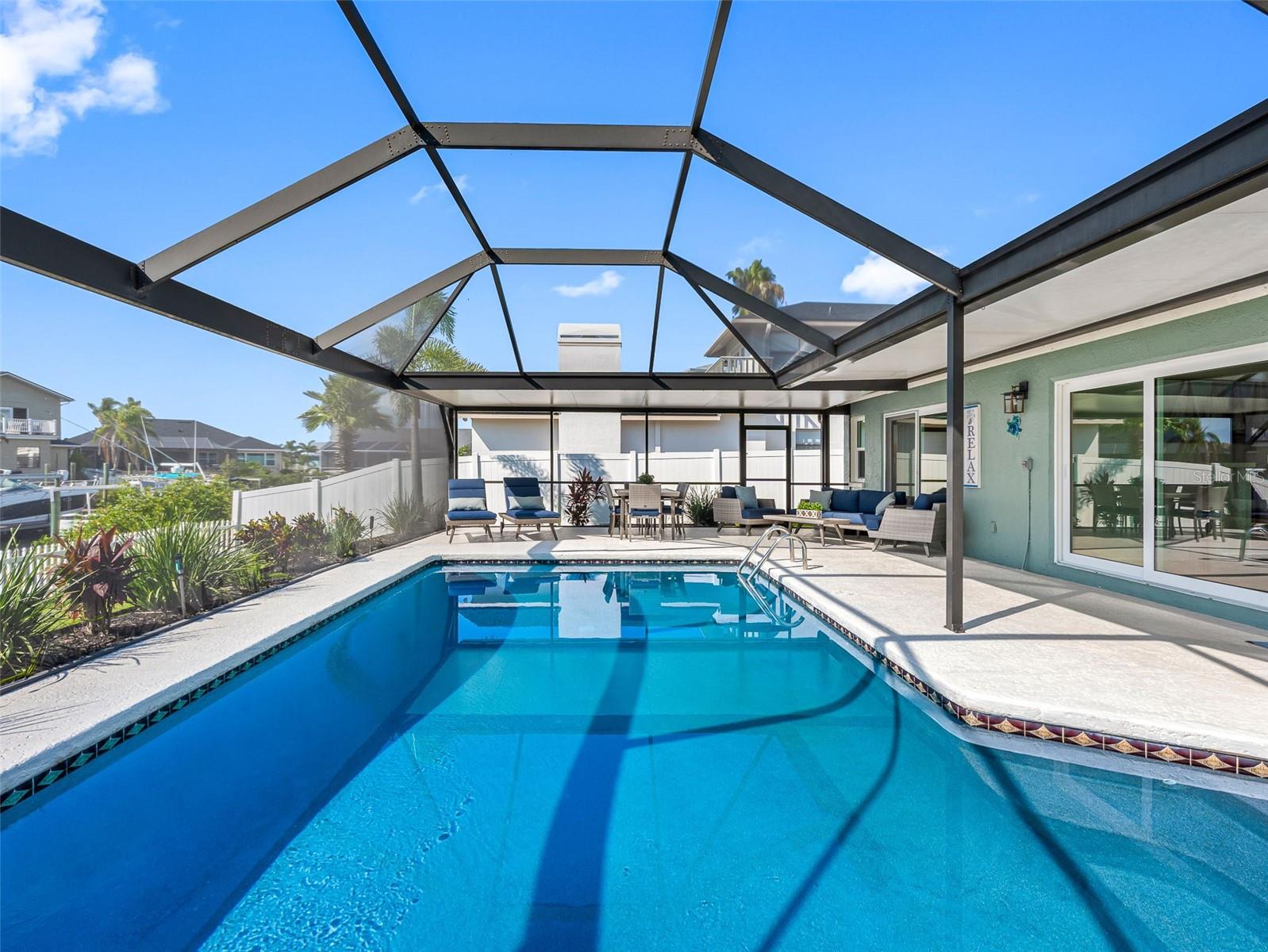 6604 DOLPHIN COVE DR, APOLLO BEACH, FL, 33572