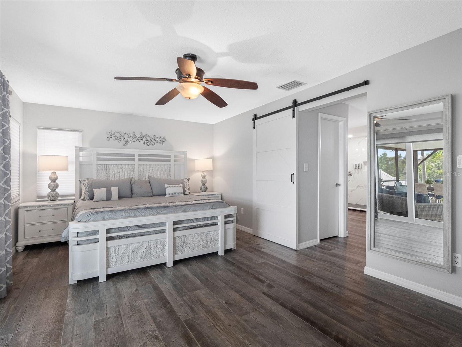 6604 DOLPHIN COVE DR, APOLLO BEACH, FL, 33572