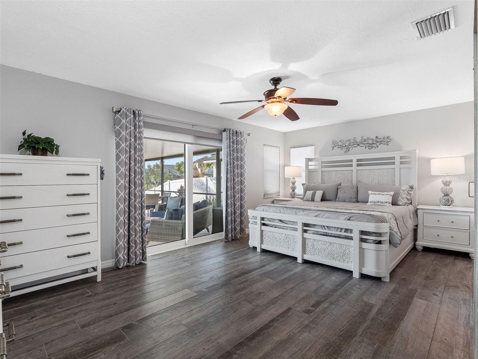 6604 DOLPHIN COVE DR, APOLLO BEACH, FL, 33572