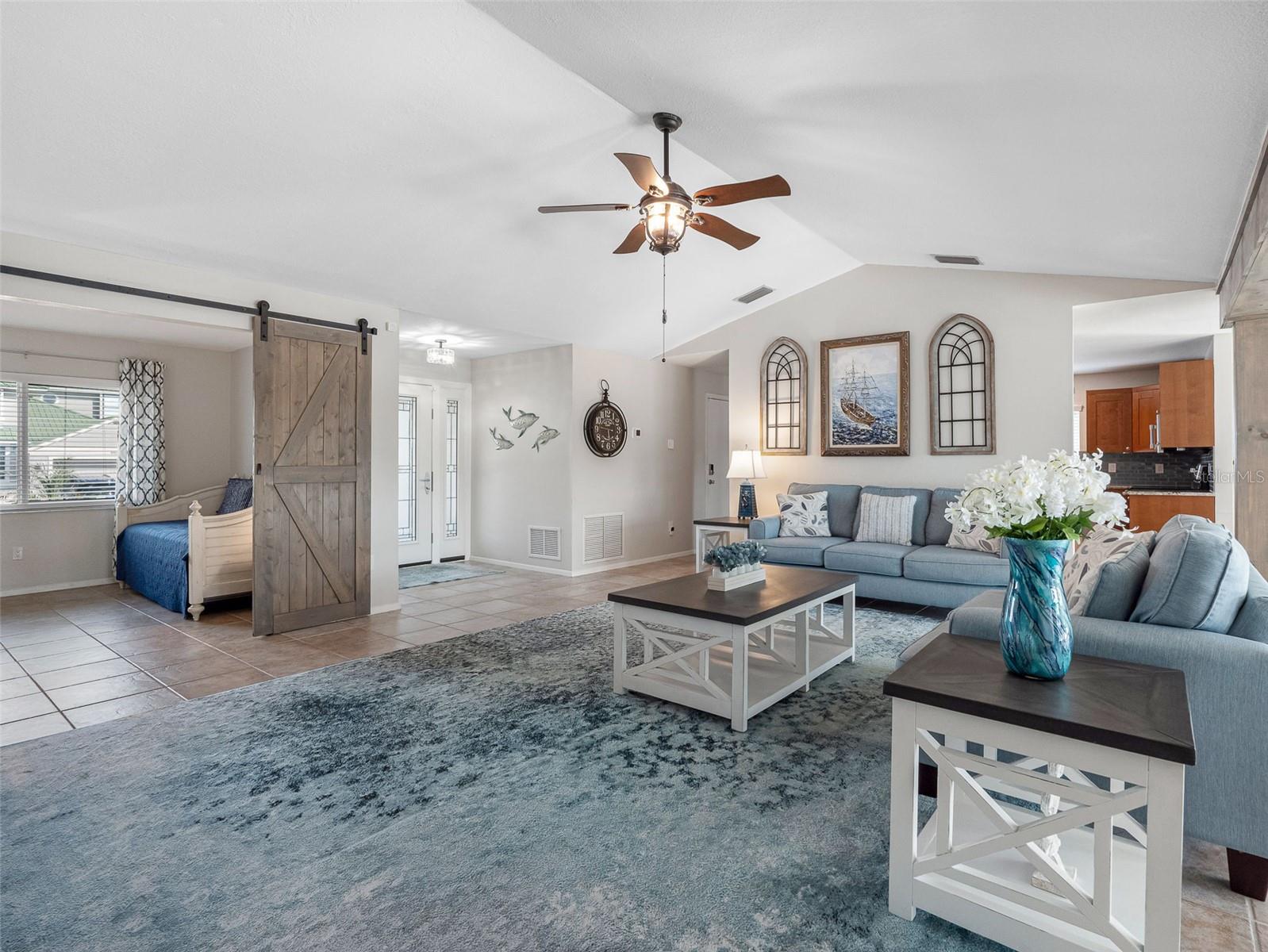 6604 DOLPHIN COVE DR, APOLLO BEACH, FL, 33572