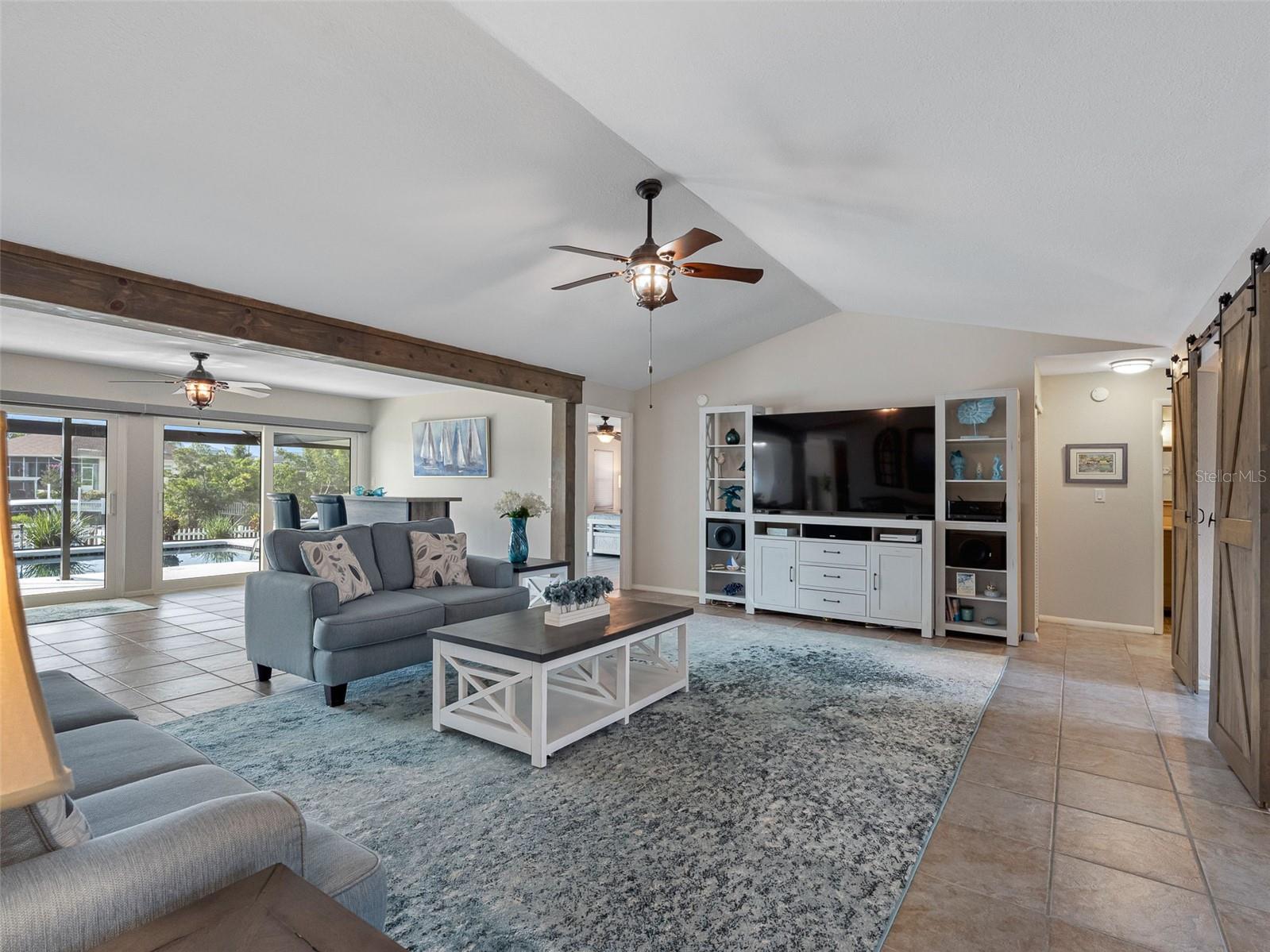 6604 DOLPHIN COVE DR, APOLLO BEACH, FL, 33572