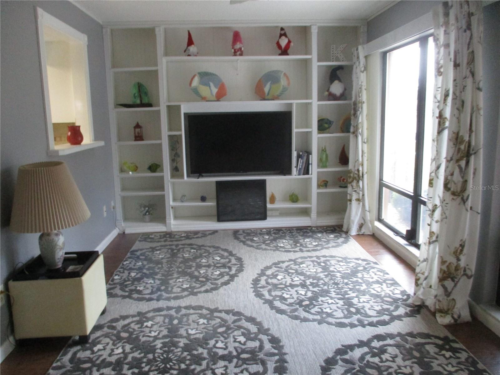 703 ELKHORN RD, SUN CITY CENTER, FL, 33573