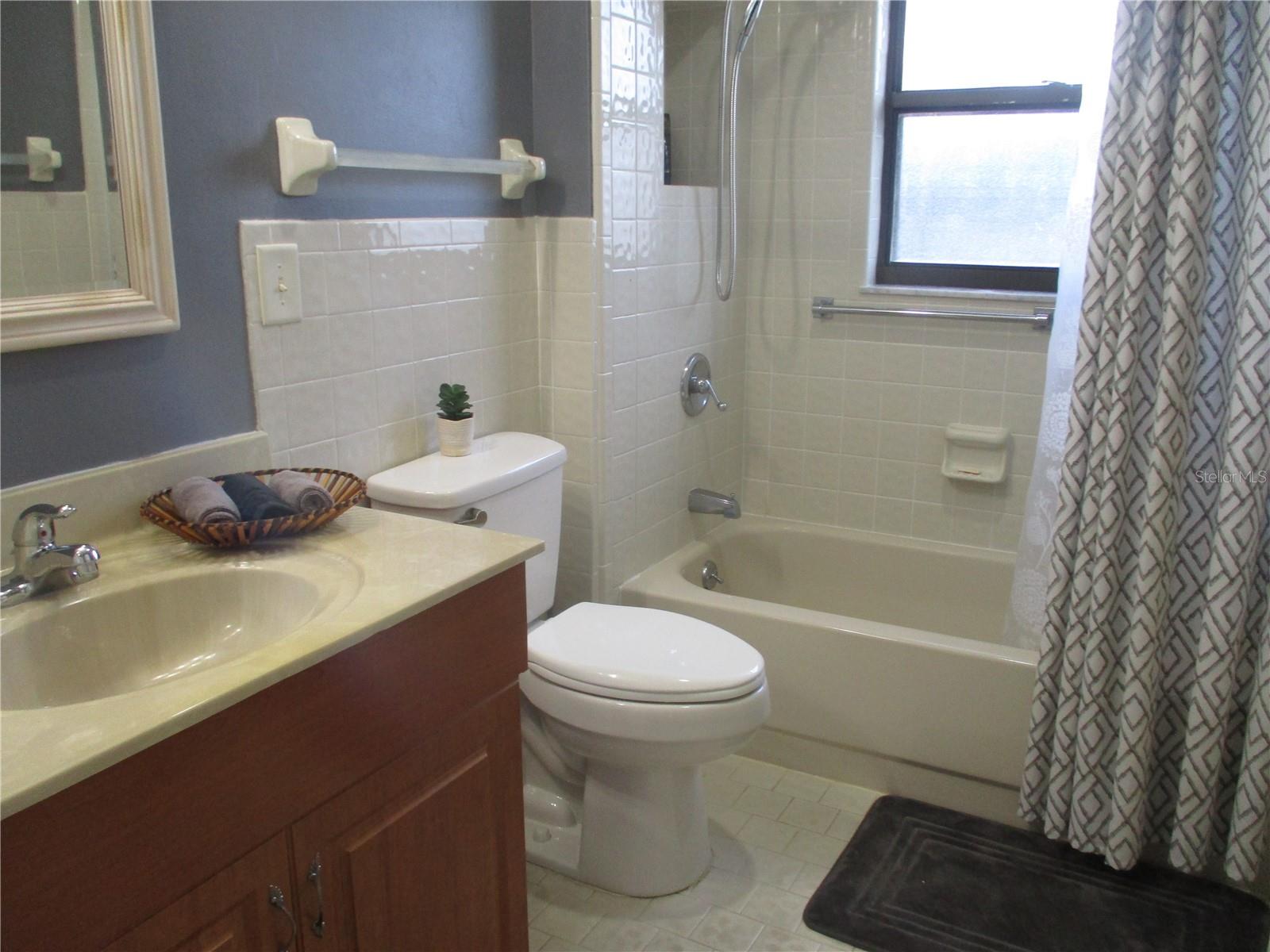 703 ELKHORN RD, SUN CITY CENTER, FL, 33573