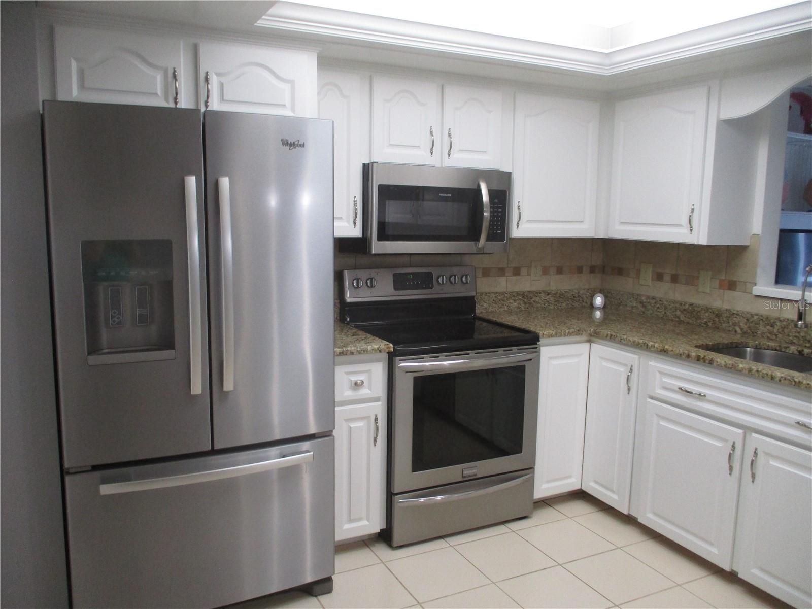 703 ELKHORN RD, SUN CITY CENTER, FL, 33573