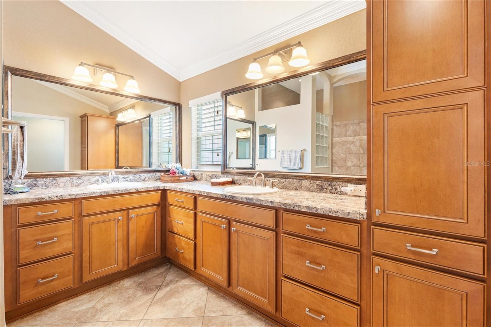 1182 ALLAIRE LOOP, THE VILLAGES, FL, 32163